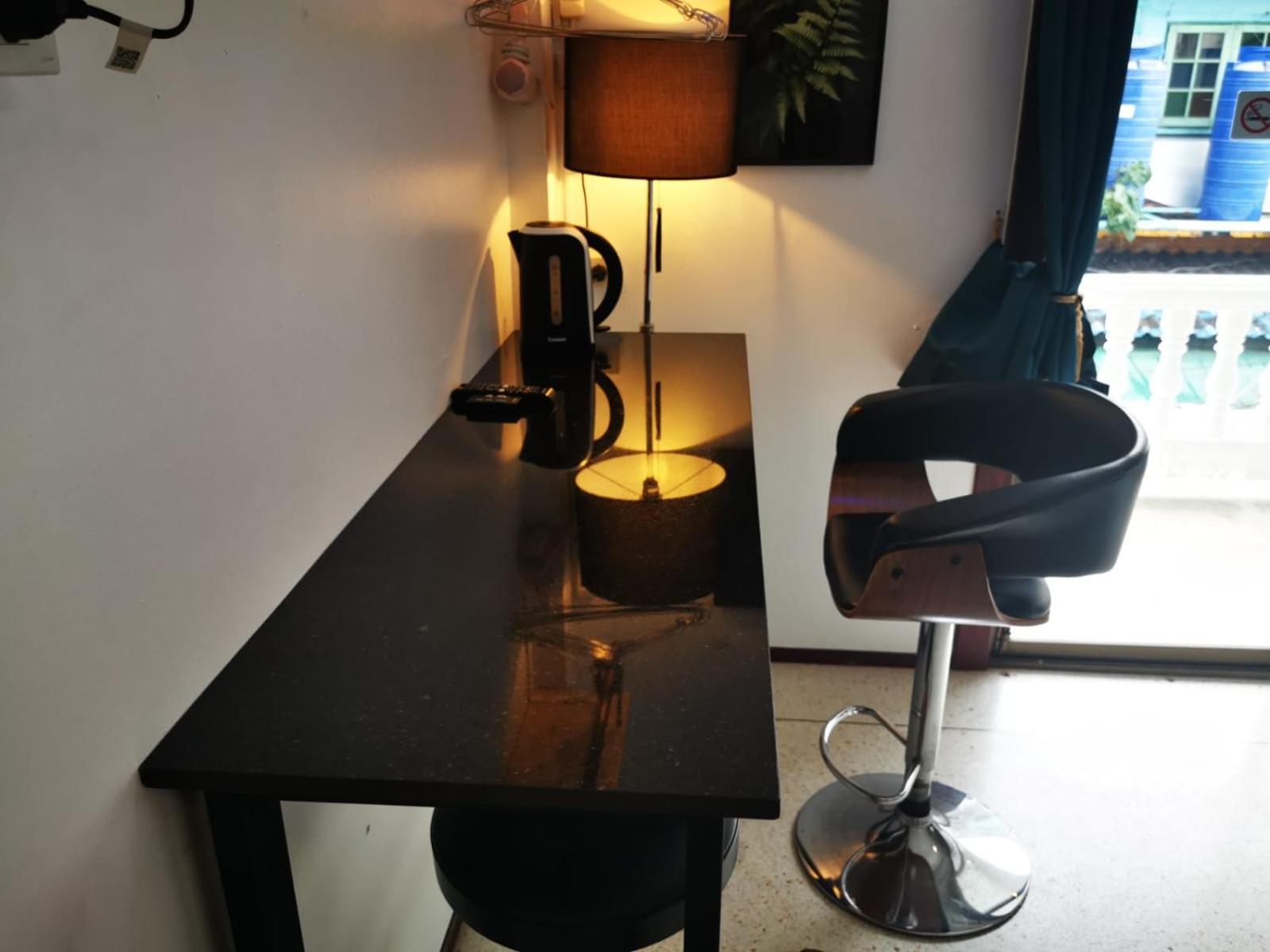 Max'S Beach House Pattaya Eksteriør bilde